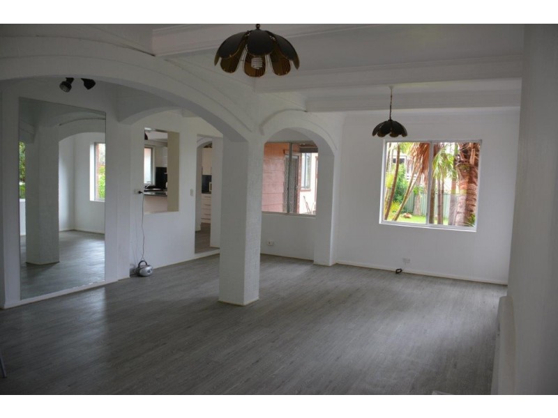 14 Yearnin Street, Gwandalan NSW 2259