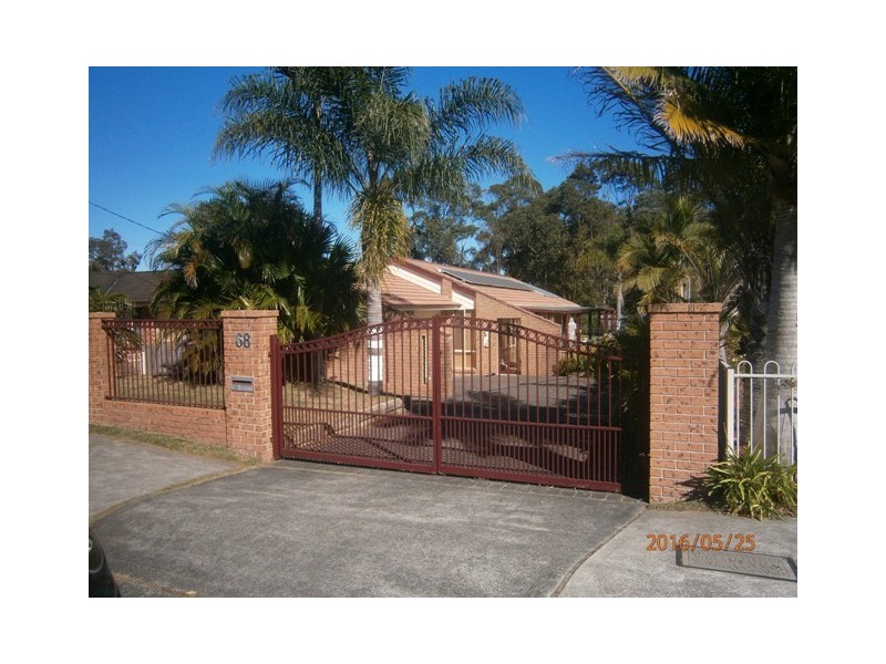 68 Elizabeth Bay Drive, Lake Munmorah NSW 2259