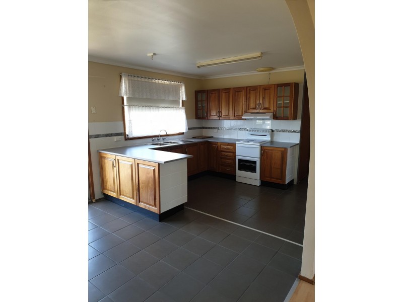 19 Larapinta Street, Gwandalan NSW 2259