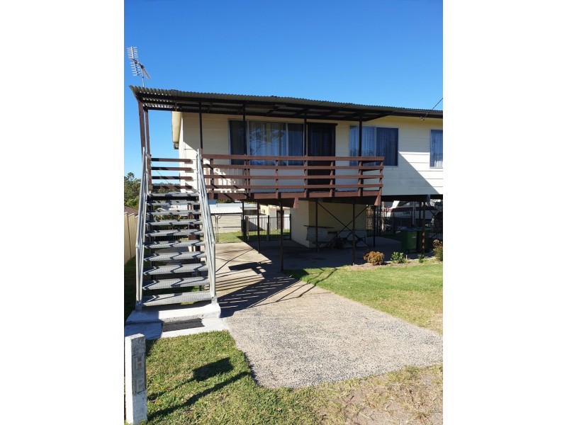 19 Larapinta Street, Gwandalan NSW 2259