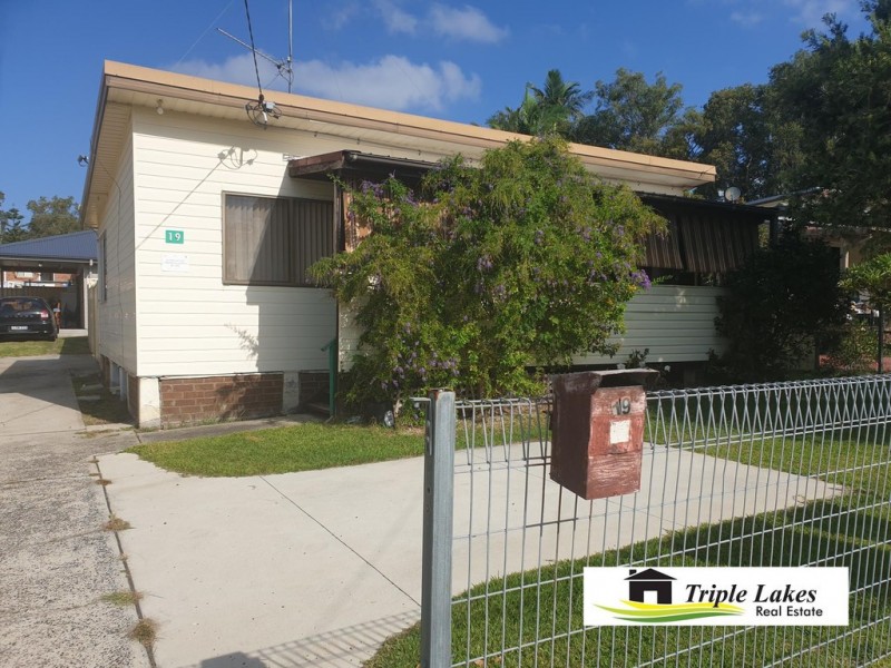 19 Nirringa Road, Summerland Point NSW 2259