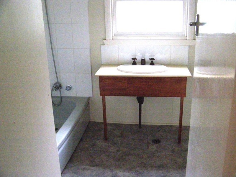 11 Winbin Crescent, Gwandalan NSW 2259