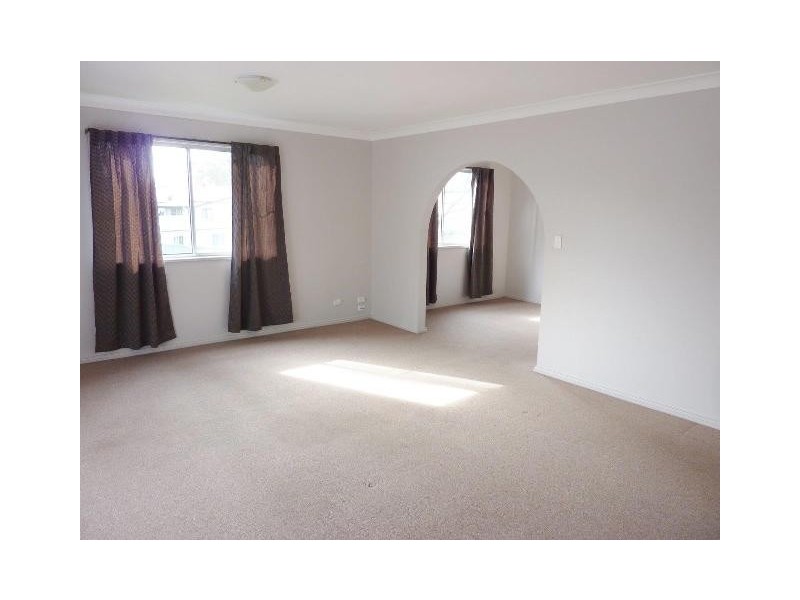 2 / 29 Kalele Ave, Budgewoi NSW 2262