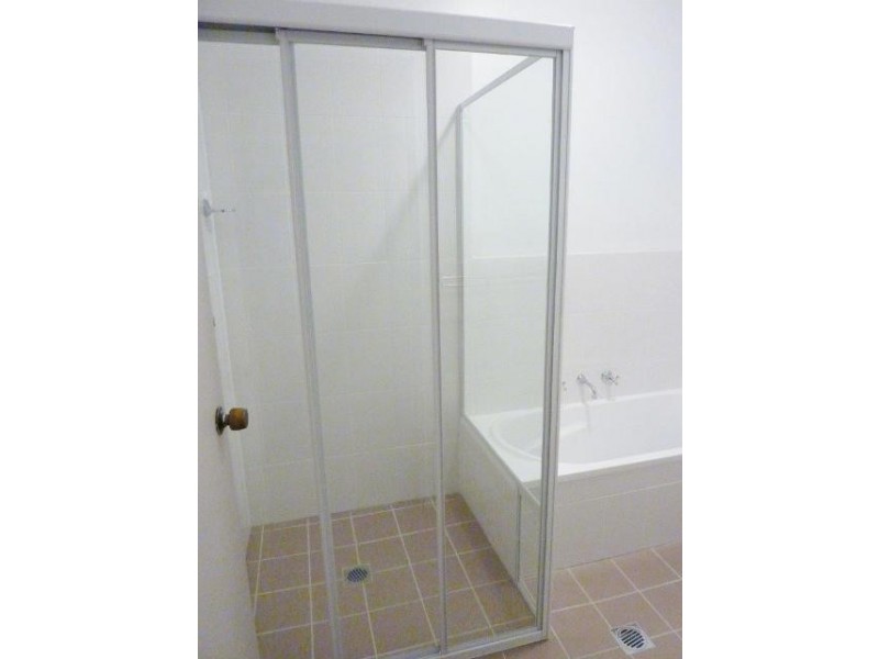 2 / 29 Kalele Ave, Budgewoi NSW 2262