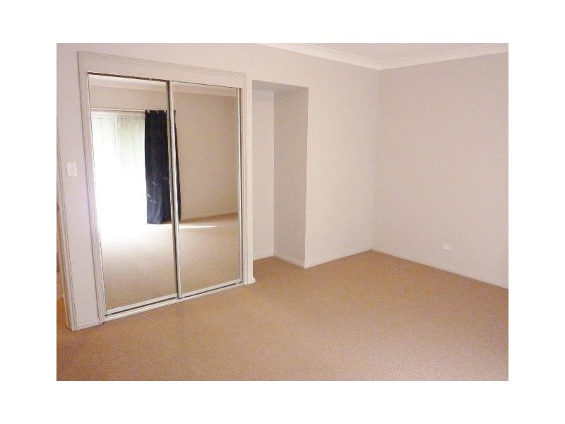 2 / 29 Kalele Ave, Budgewoi NSW 2262