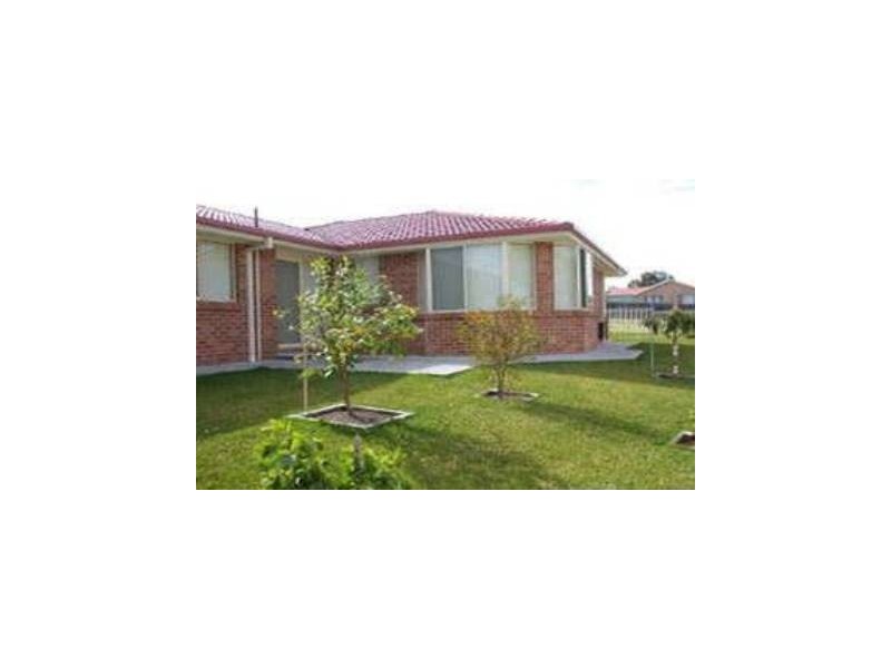 1 Bensley Close, Lake Haven NSW 2263