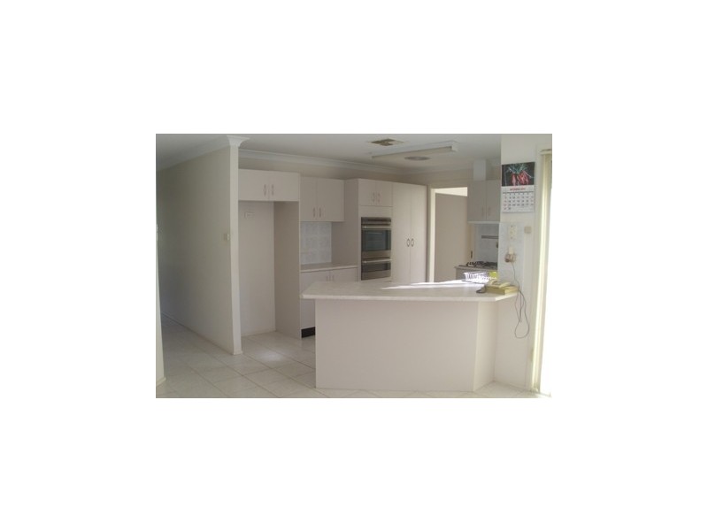 1 Bensley Close, Lake Haven NSW 2263