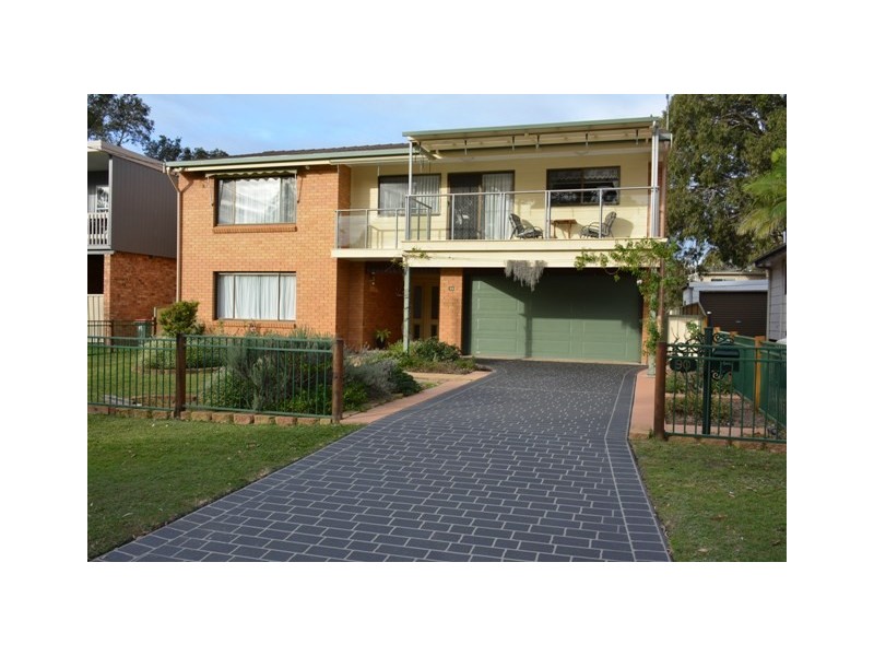 Summerland Point NSW 2259