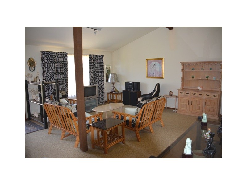 27 Buff Point Avenue, Buff Point NSW 2262