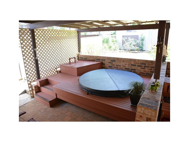 27 Buff Point Avenue, Buff Point NSW 2262