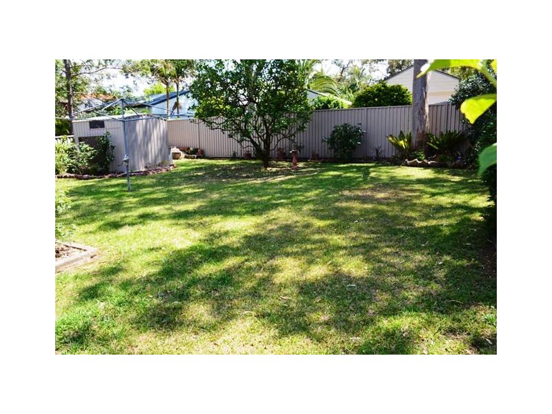 27 Buff Point Avenue, Buff Point NSW 2262
