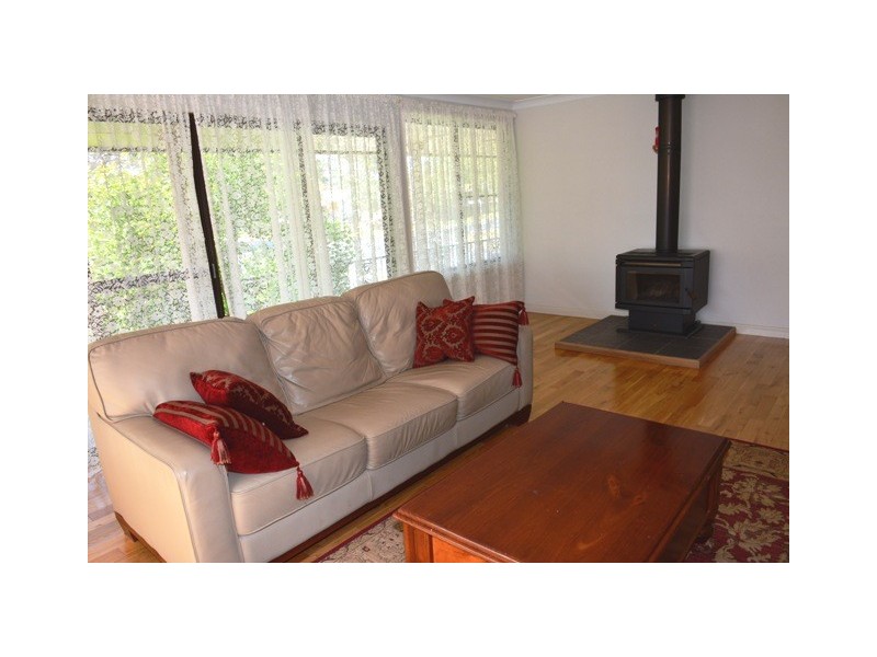 4 Indra Avenue, Summerland Point NSW 2259