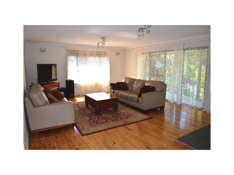 4 Indra Avenue, Summerland Point NSW 2259