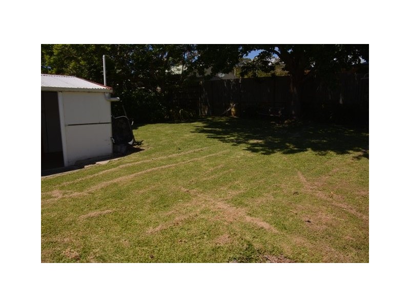 17 Anembo Avenue, Summerland Point NSW 2259