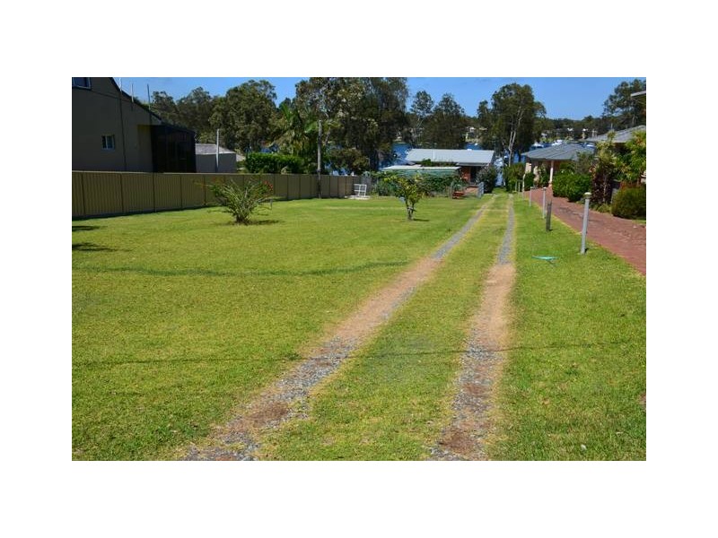 36A Gordon Avenue, Summerland Point NSW 2259