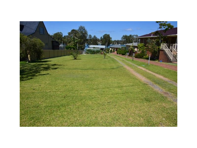 36A Gordon Avenue, Summerland Point NSW 2259