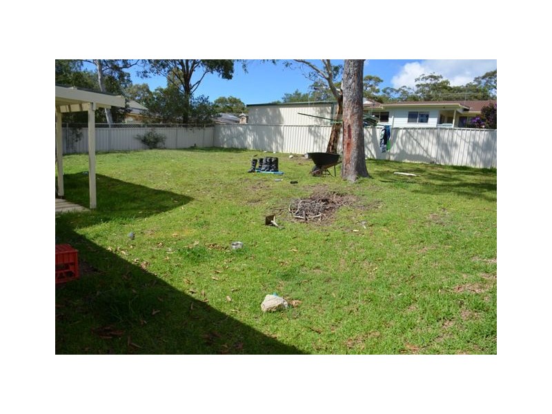 2 Anchorage Circle, Summerland Point NSW 2259