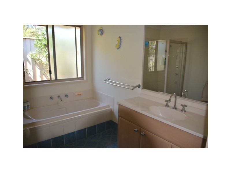 4 Coral Fern Way, Gwandalan NSW 2259