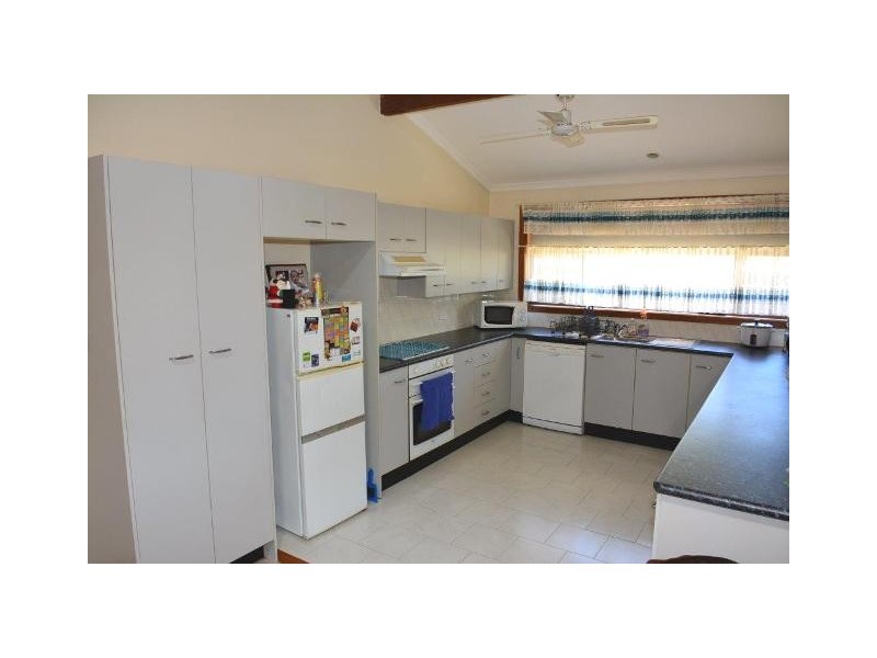14 Kala Avenue, Halekulani NSW 2262