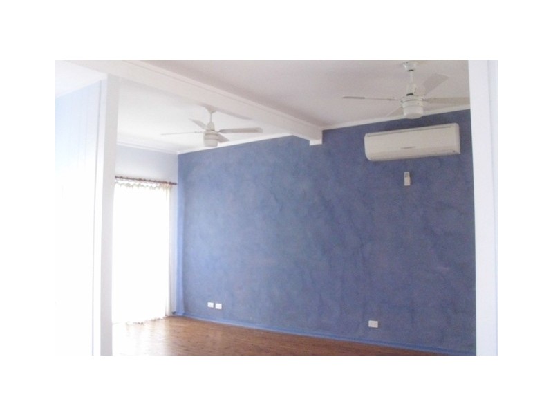 86 Diamond Head Dr, Budgewoi NSW 2262