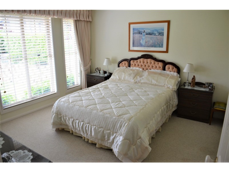 34 Tradewinds Avenue, Summerland Point NSW 2259