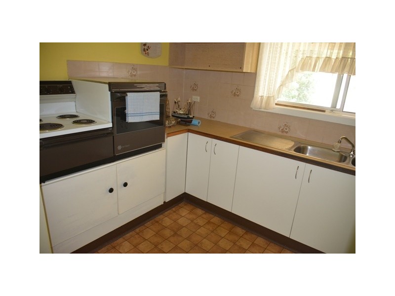 22 Nirringa Road, Summerland Point NSW 2259