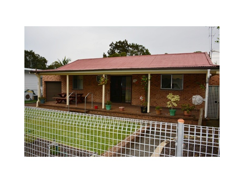 22 Nirringa Road, Summerland Point NSW 2259