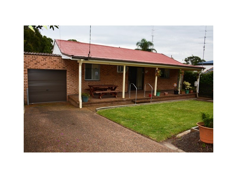 22 Nirringa Road, Summerland Point NSW 2259