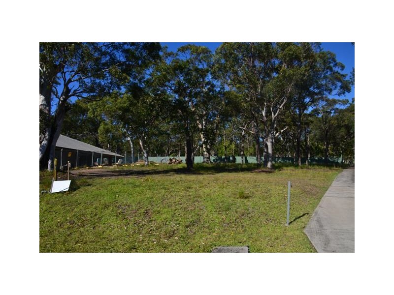 107 Yeramba Road, Summerland Point NSW 2259