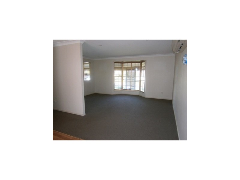 1/19 Cams Boulevard, Summerland Point NSW 2259