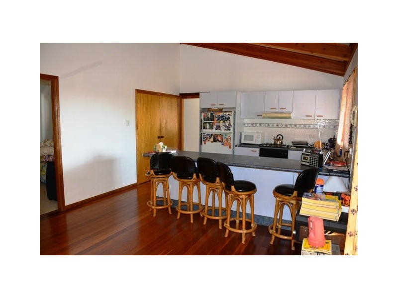 55 Yeramba Road, Summerland Point NSW 2259