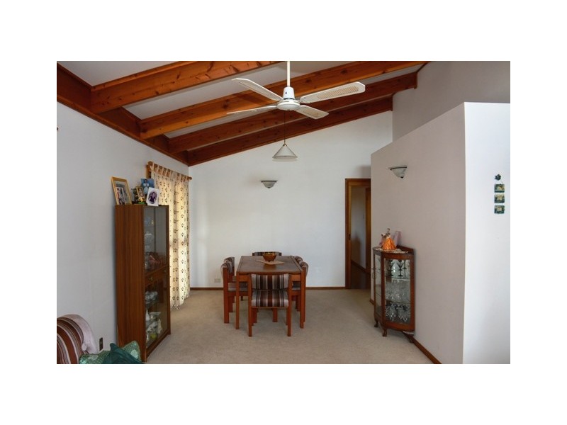 55 Yeramba Road, Summerland Point NSW 2259