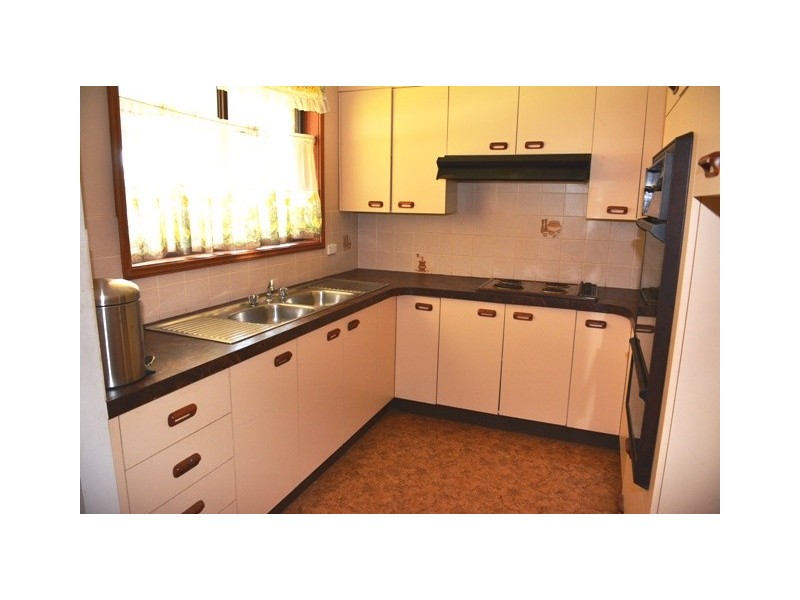 15 Collendina Road, Gwandalan NSW 2259