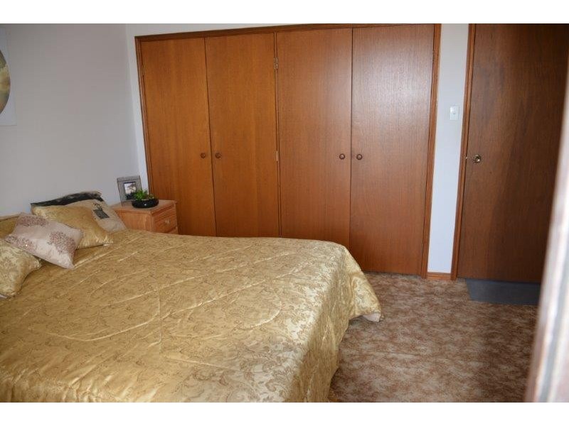 15 Collendina Road, Gwandalan NSW 2259