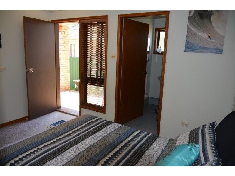 15 Collendina Road, Gwandalan NSW 2259