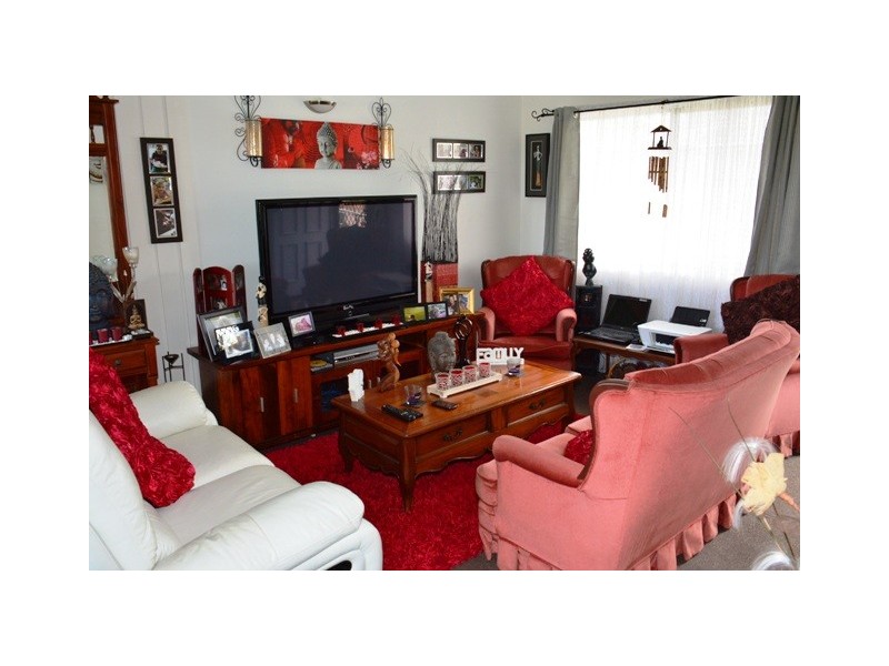 24 Murraba Crescent, Gwandalan NSW 2259