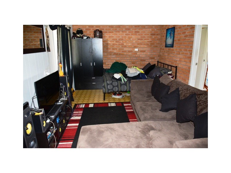 24 Murraba Crescent, Gwandalan NSW 2259