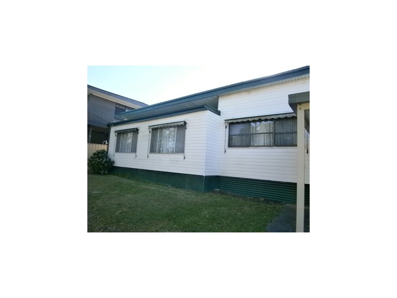 25 Yearnin Street, Gwandalan NSW 2259