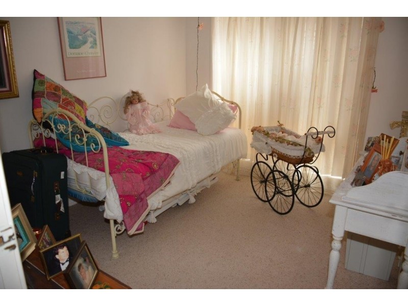 18 Sunset Parade, Chain Valley Bay NSW 2259