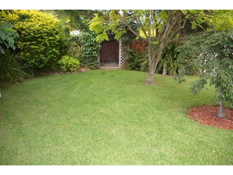 18 Sunset Parade, Chain Valley Bay NSW 2259