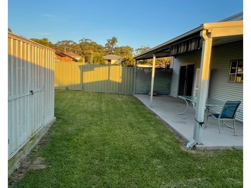 24 Omega Avenue, Summerland Point NSW 2259