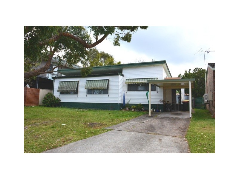 25 Yearnin Street, Gwandalan NSW 2259