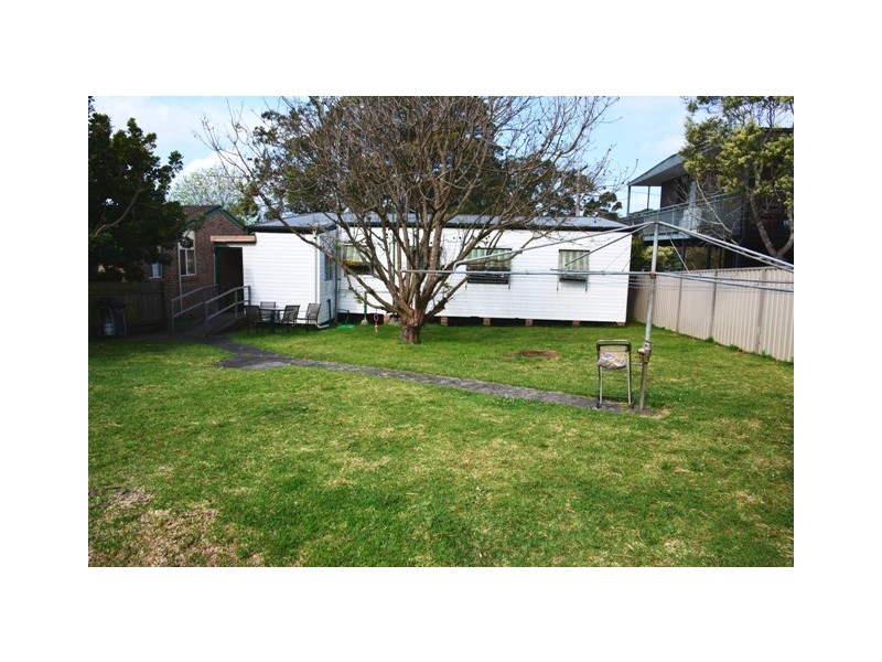 25 Yearnin Street, Gwandalan NSW 2259