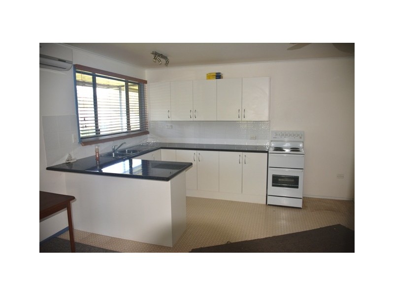 10 Bambara Avenue, Summerland Point NSW 2259