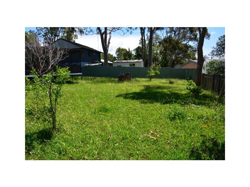 10 Bambara Avenue, Summerland Point NSW 2259