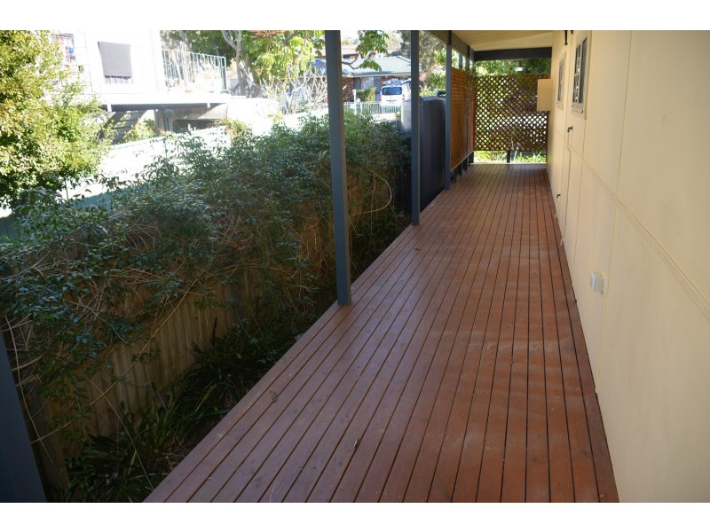 48 Warrina Ave, Summerland Point NSW 2259