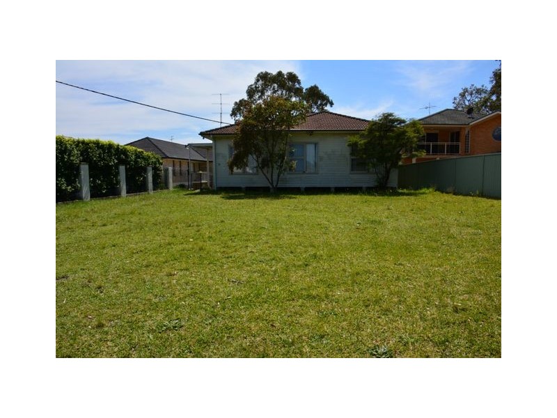 51 Gordon Avenue, Summerland Point NSW 2259