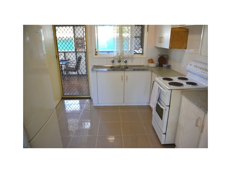 7 Manoa Road, Budgewoi NSW 2262