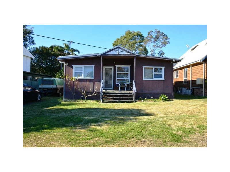 23 Nirringa Road, Summerland Point NSW 2259