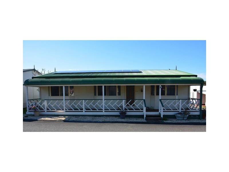 128 West Road, Chain Valley Bay NSW 2259